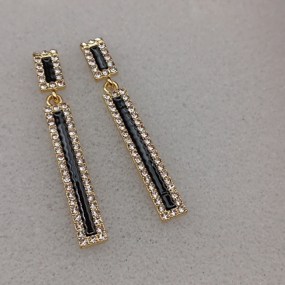 Black earrings 💎 ✨️ - Picture 1 of 3
